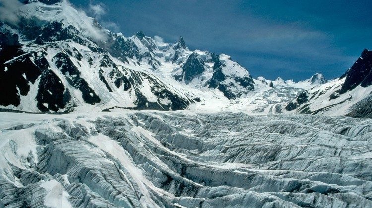 Gli effetti dei cambiamenti climatici sono particolarmente evidenti nelle aree di alta montagna