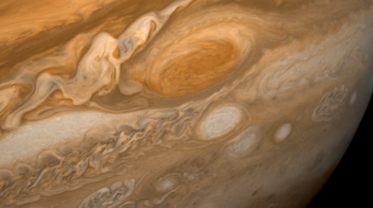 L’immagine restituita da Voyager 1 della Grande Macchia Rossa di Giove
